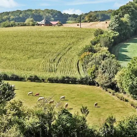 Authentique Ferme En Campagne Saint-Germer-de-Fly